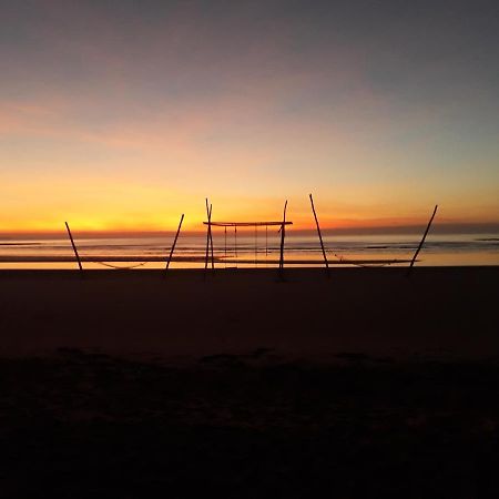 Peace & Love Beach Club Roxas (Palawan) Exterior foto
