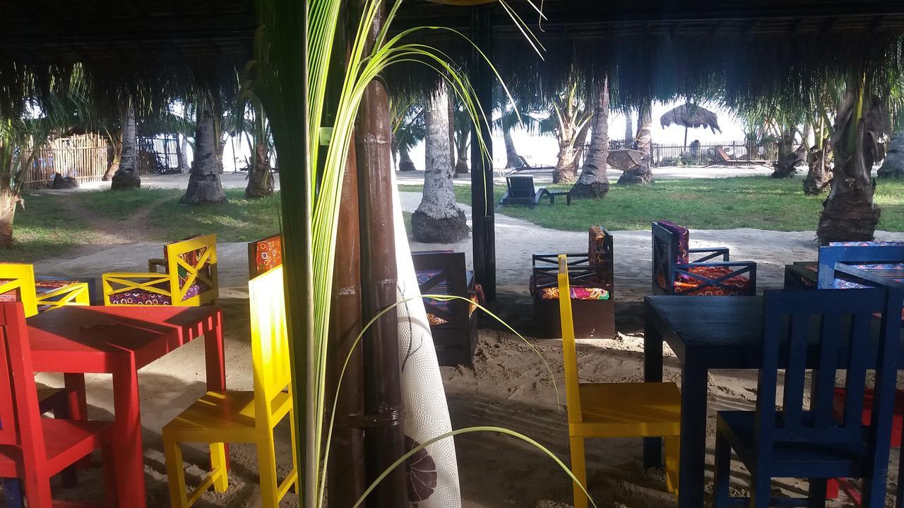 Peace & Love Beach Club Roxas (Palawan) Exterior foto