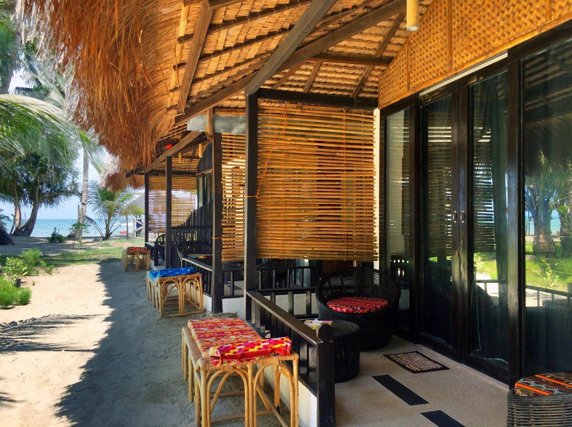 Peace & Love Beach Club Roxas (Palawan) Exterior foto