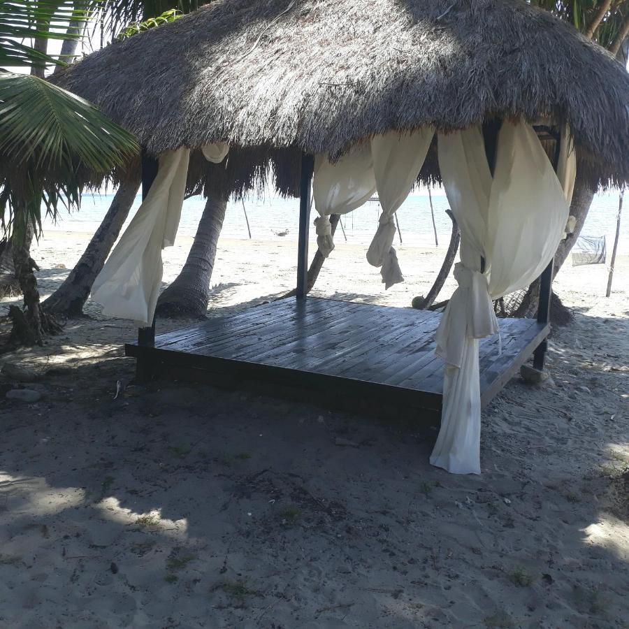 Peace & Love Beach Club Roxas (Palawan) Exterior foto